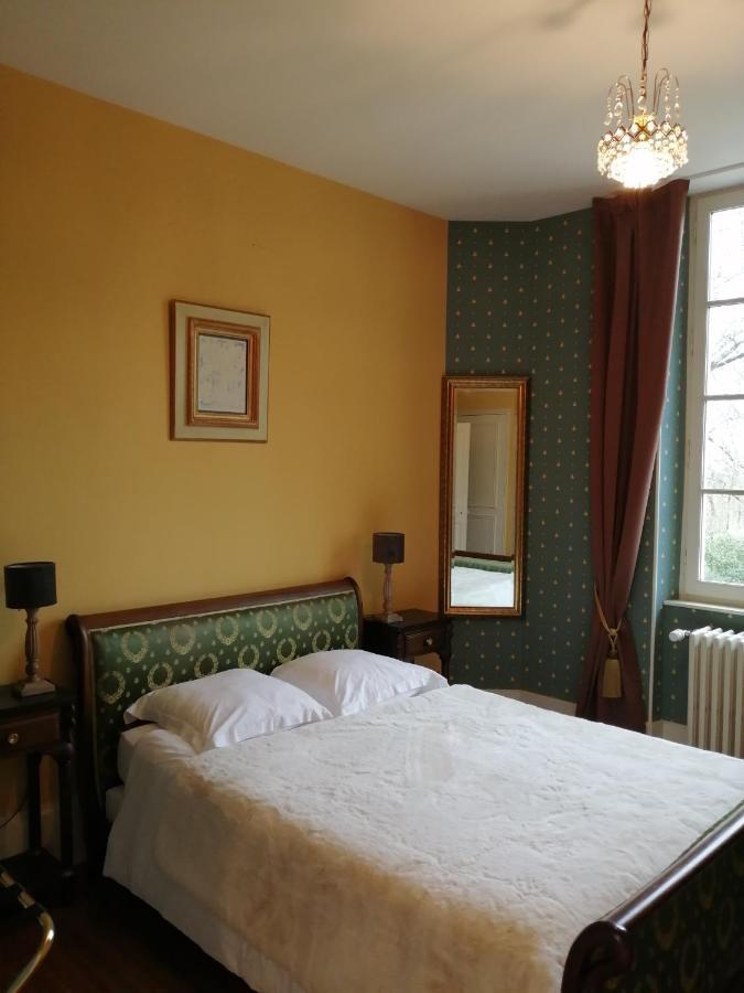 Domaine De Prefond Bed & Breakfast Bengy-sur-Craon Екстериор снимка