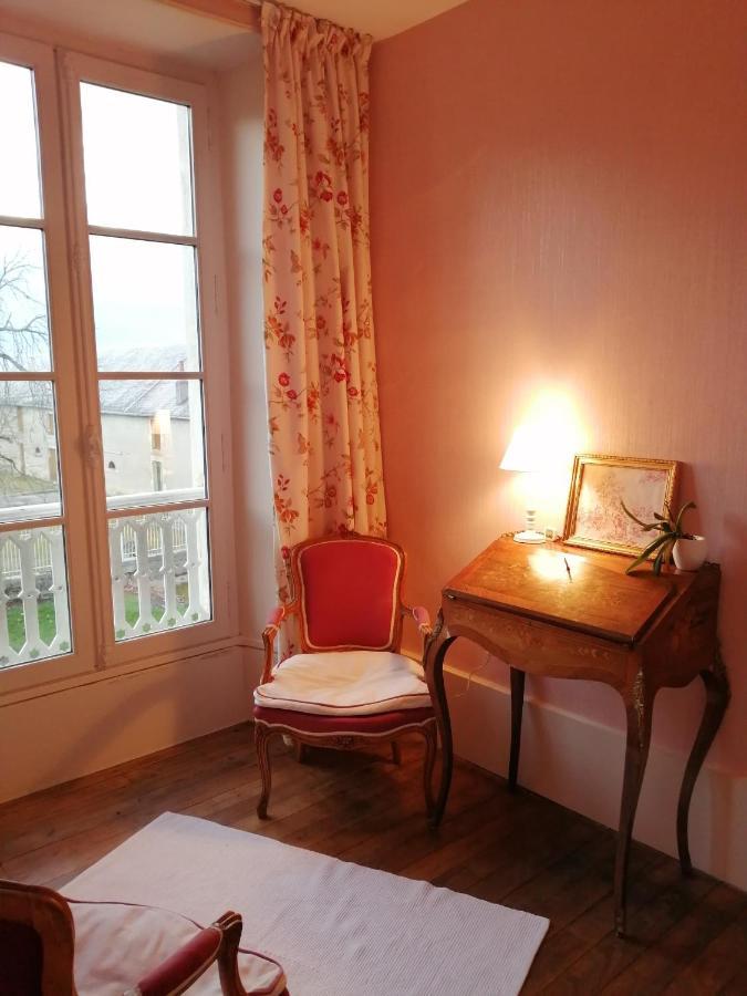 Domaine De Prefond Bed & Breakfast Bengy-sur-Craon Екстериор снимка