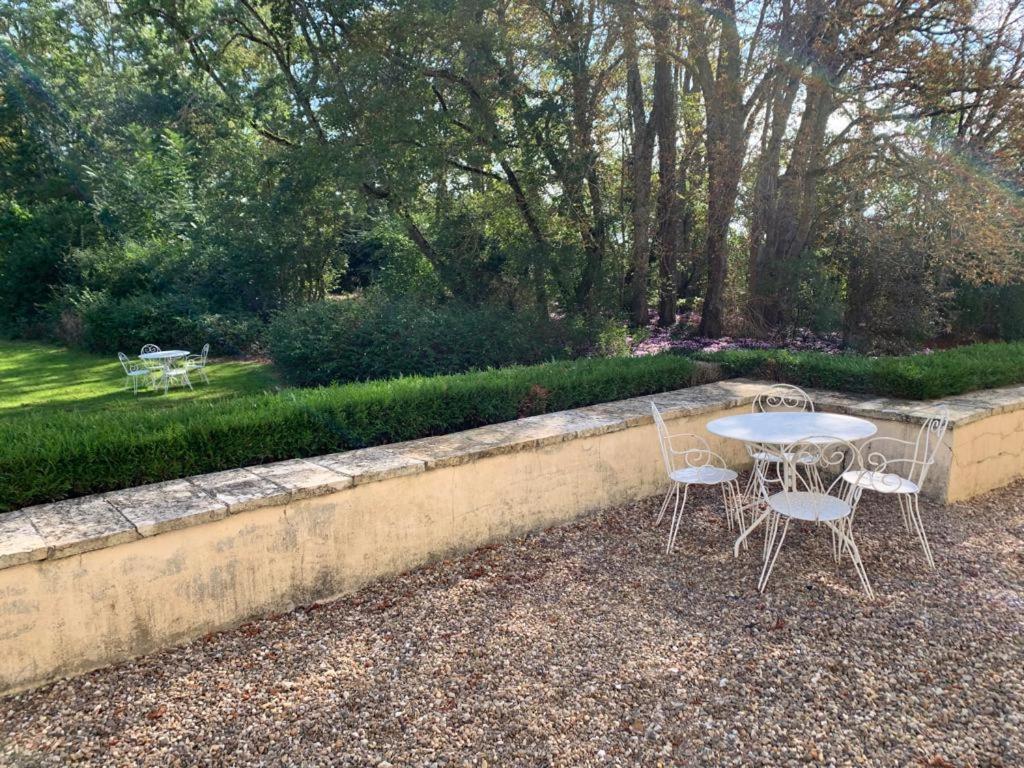 Domaine De Prefond Bed & Breakfast Bengy-sur-Craon Екстериор снимка