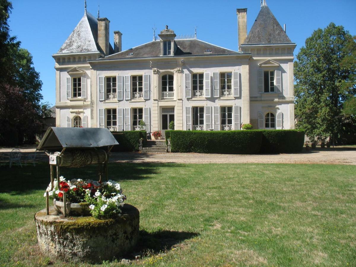 Domaine De Prefond Bed & Breakfast Bengy-sur-Craon Екстериор снимка