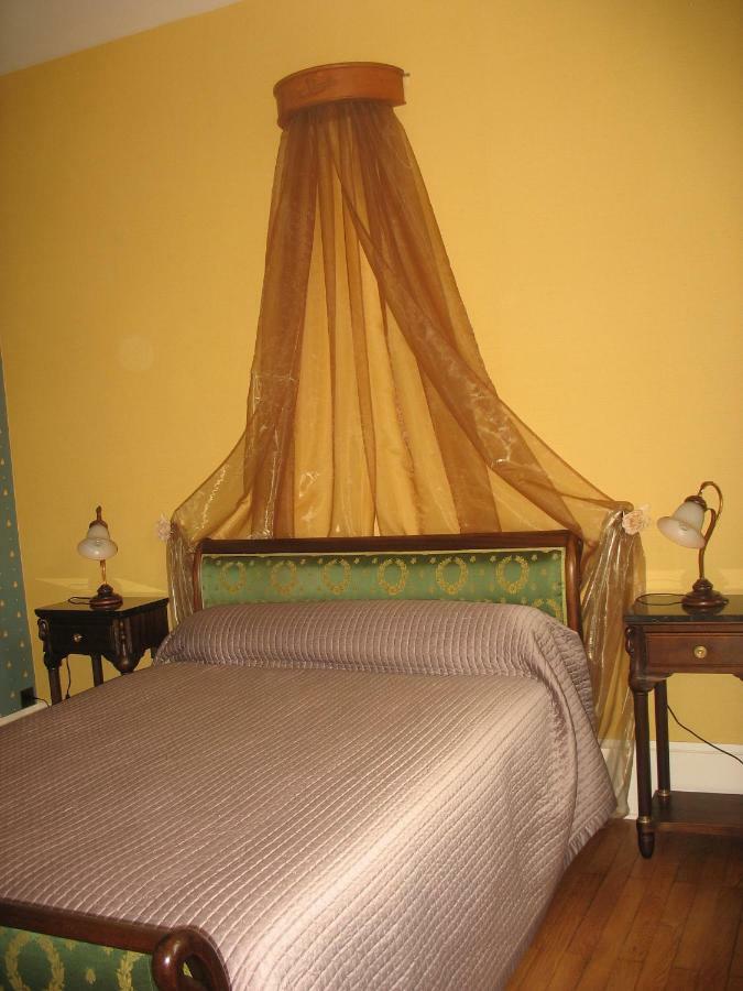 Domaine De Prefond Bed & Breakfast Bengy-sur-Craon Екстериор снимка